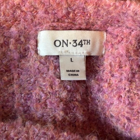 Cozy Pink Crew Neck Sweater - Picture 5 of 6